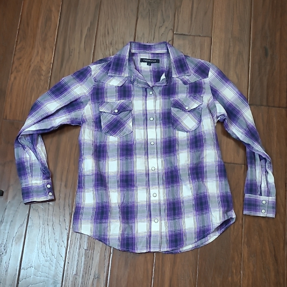 Pashartuk Purple Plaid Shirt with Pearlized Buttons size Small